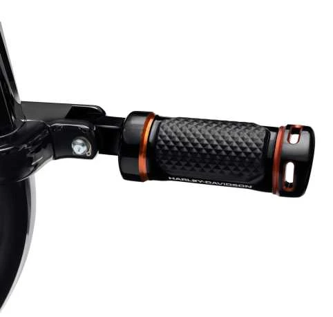 Harley Davidson Adversary Highway-Fußrasten Schwarz/orange 4 Harley Davidson Adversary Highway-Fußrasten Schwarz/orange – Bild 2