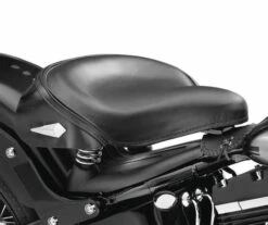 Harley Davidson Deluxe Leder Solo Federsattel Mit Nostalgic Einfassung 7 Harley Davidson Deluxe Leder Solo Federsattel Mit Nostalgic Einfassung -Motorradzubehör 52006 47b 3