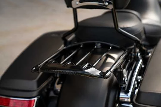 Harley Davidson Abnehmbarer Sissy Bar Bügel Standardhöhe Schwarz 5 Harley Davidson Abnehmbarer Sissy Bar Bügel Standardhöhe Schwarz – Bild 3