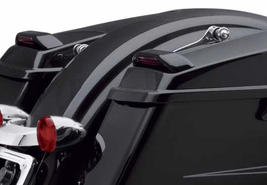 Harley Davidson Farblich Abgestimmte Satteltaschendeckel-Spoiler 4 Harley Davidson Farblich Abgestimmte Satteltaschendeckel-Spoiler – Bild 2