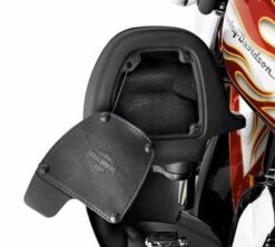 Harley Davidson Handschuhfach-Passformeinsatz Für Beinschild 5 Harley Davidson Handschuhfach-Passformeinsatz Für Beinschild -Motorradzubehör 58714 06 harley21