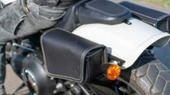 Deemeed Outsider Bobster Satteltasche Rechts Schwarz & Ecry Stitching 12 Deemeed Outsider Bobster Satteltasche Rechts Schwarz & Ecry Stitching -Motorradzubehör ma63r.12.10.12 5 1